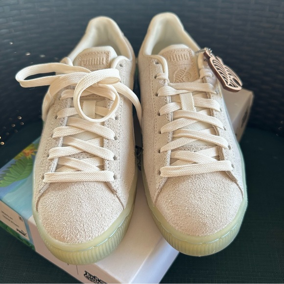 PUMA x Animal Crossing Suede Sneaker Junior SZ 4C NIB - Picture 3 of 12